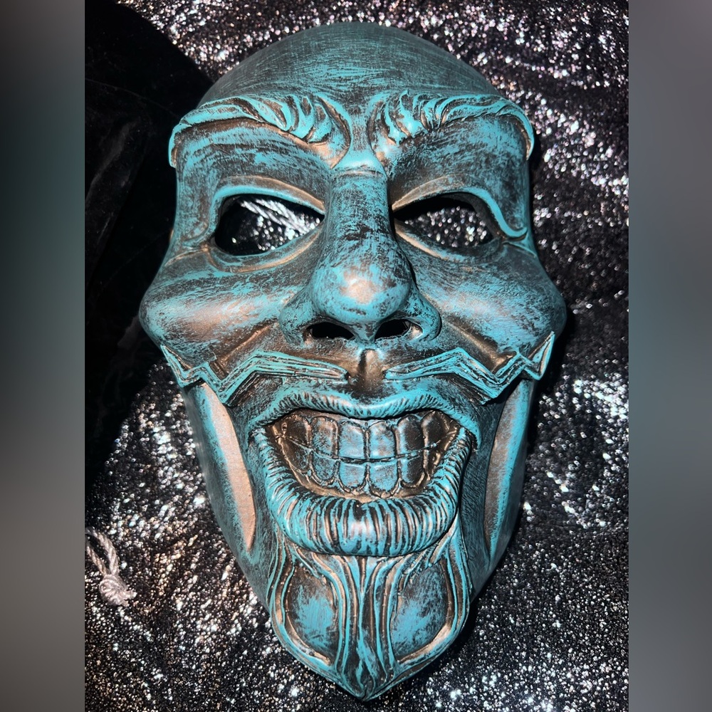 This mask is a replica of the one worn by WWE character Uncle Howdy